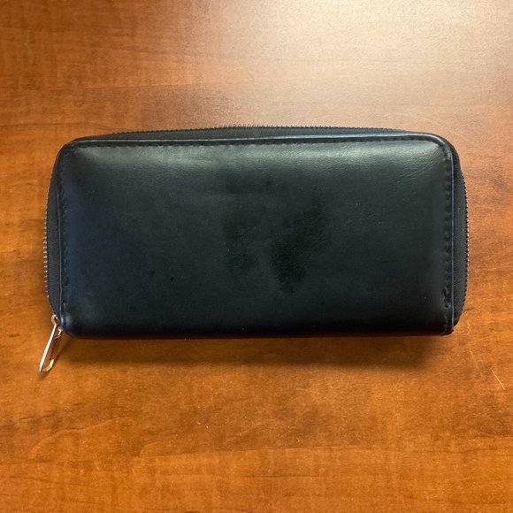 Wristlet/Wallet Bundle - Picture 10 of 12